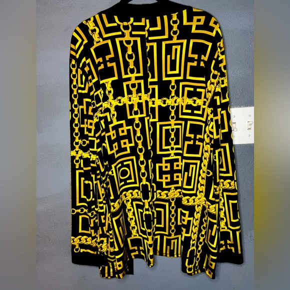 ~Cardigan ~ designer print ~ size L - Picture 2 of 6